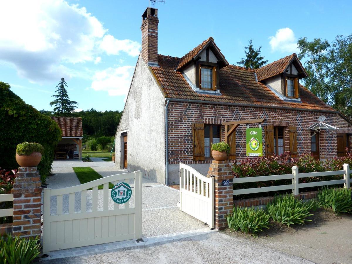 Gite De Sologne "Les Galoches" Dhuizon ภายนอก รูปภาพ