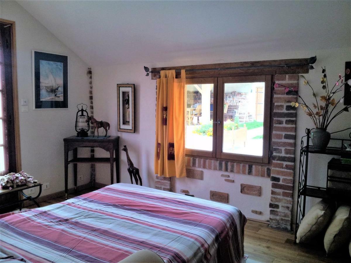 Gite De Sologne "Les Galoches" Dhuizon ภายนอก รูปภาพ